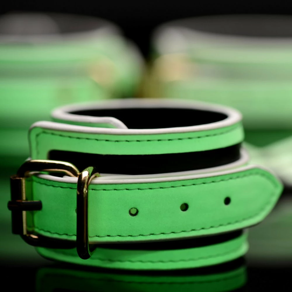 Wrist & Ankle Restraints Extreme Sex Toys, Bondage, & Fucking Machines | ExtremeRestraintsKink In The Dark Glowing Hog Tie Bondage Set - Image 4