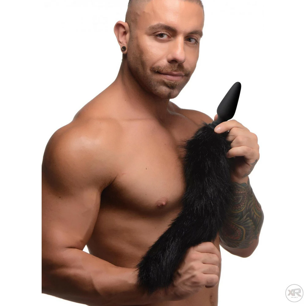 Tailz Extreme Sex Toys, Bondage, & Fucking Machines | ExtremeRestraintsLarge Anal Plug With Interchangeable Fox Tail - Image 3